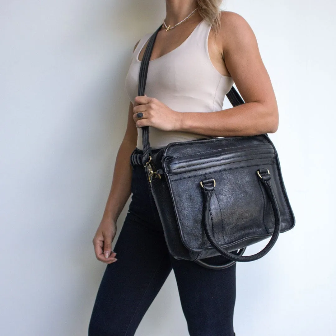 Tuck | Casual Leather Unisex Messenger Bag